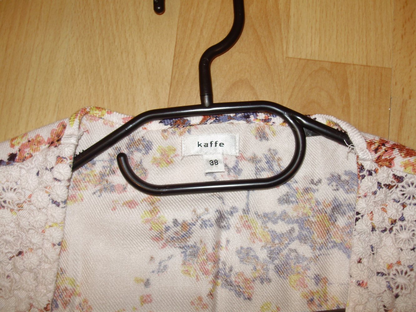 Kaffe Kleid Tunika beige Blumen Spitze Langarmweich und angenehm Gr 38