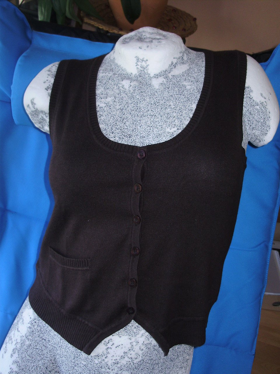 s. oliver Weste Strick braun Knöpfe S