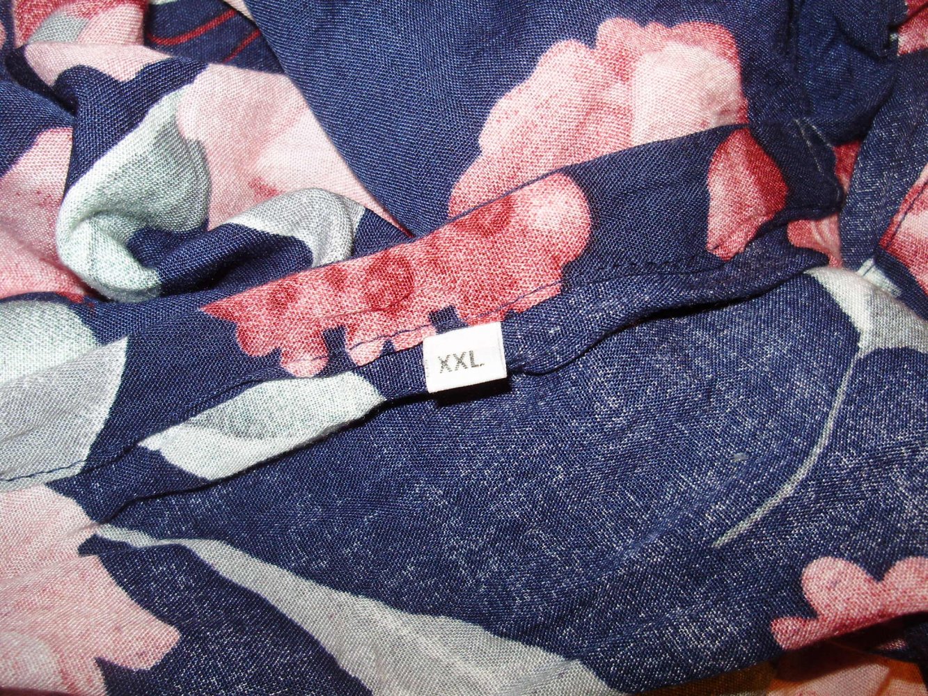 Kleid midi blau mit großem Blumenmuster XXL