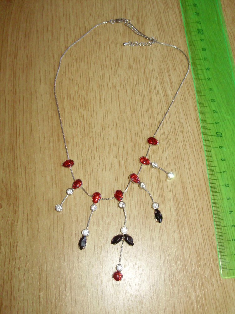 Collier silber Glitzersteine in Schwarz/ Weiß/ Rot NEU