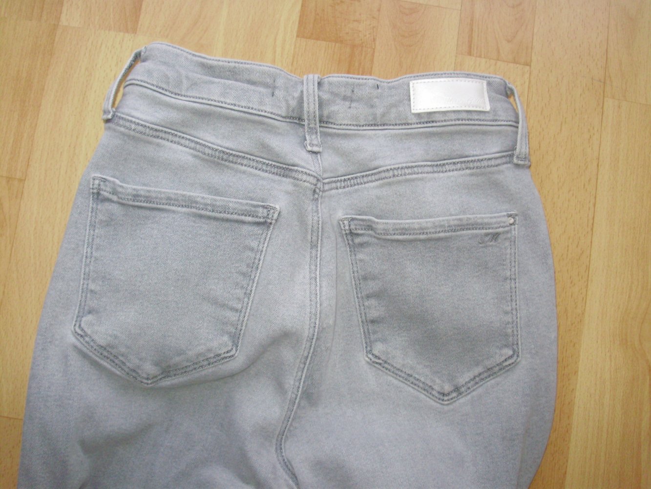 Mavi Jeans gold Serenay hellgrau 27 / 27