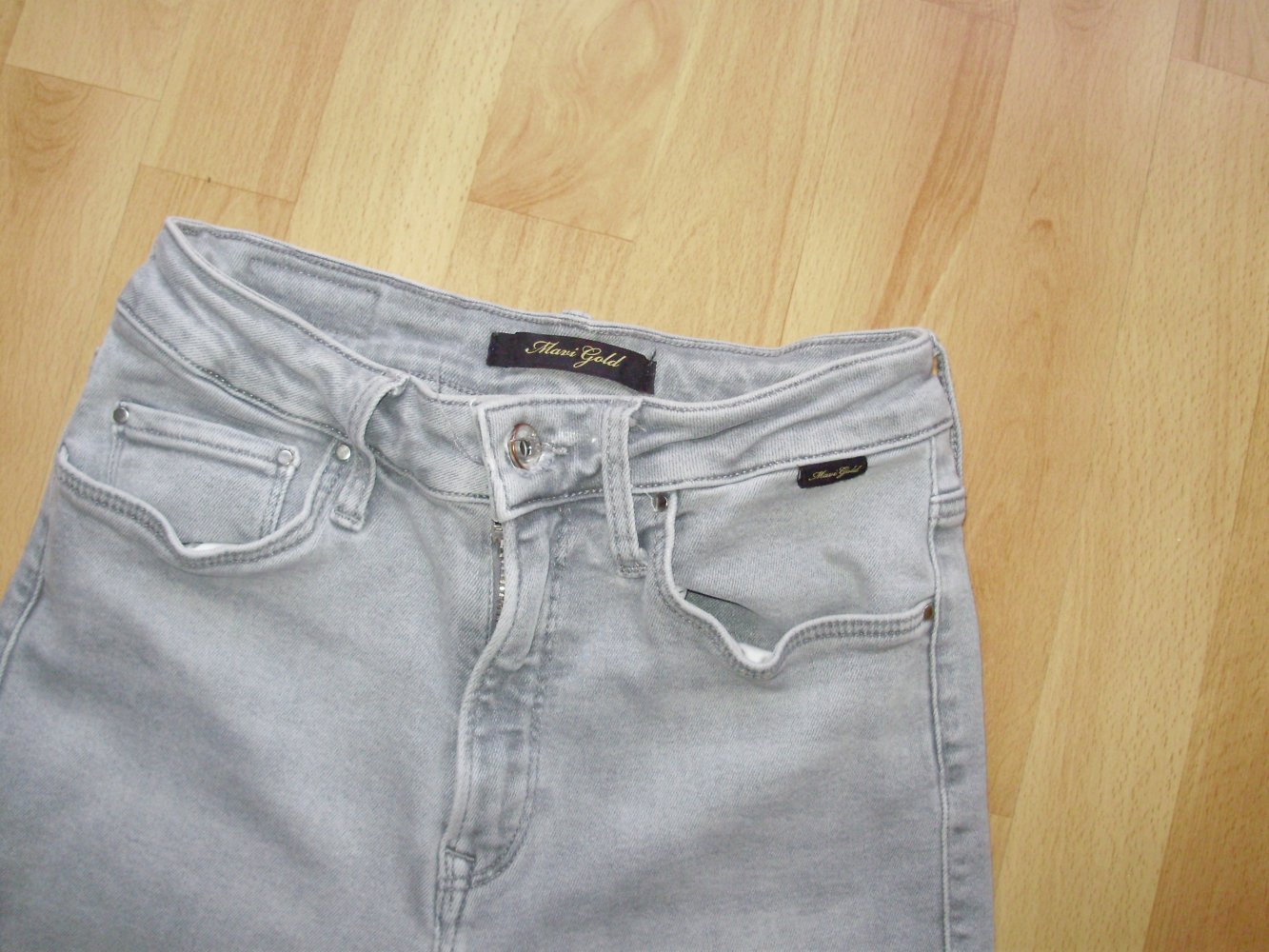 Mavi Jeans gold Serenay hellgrau 27 / 27