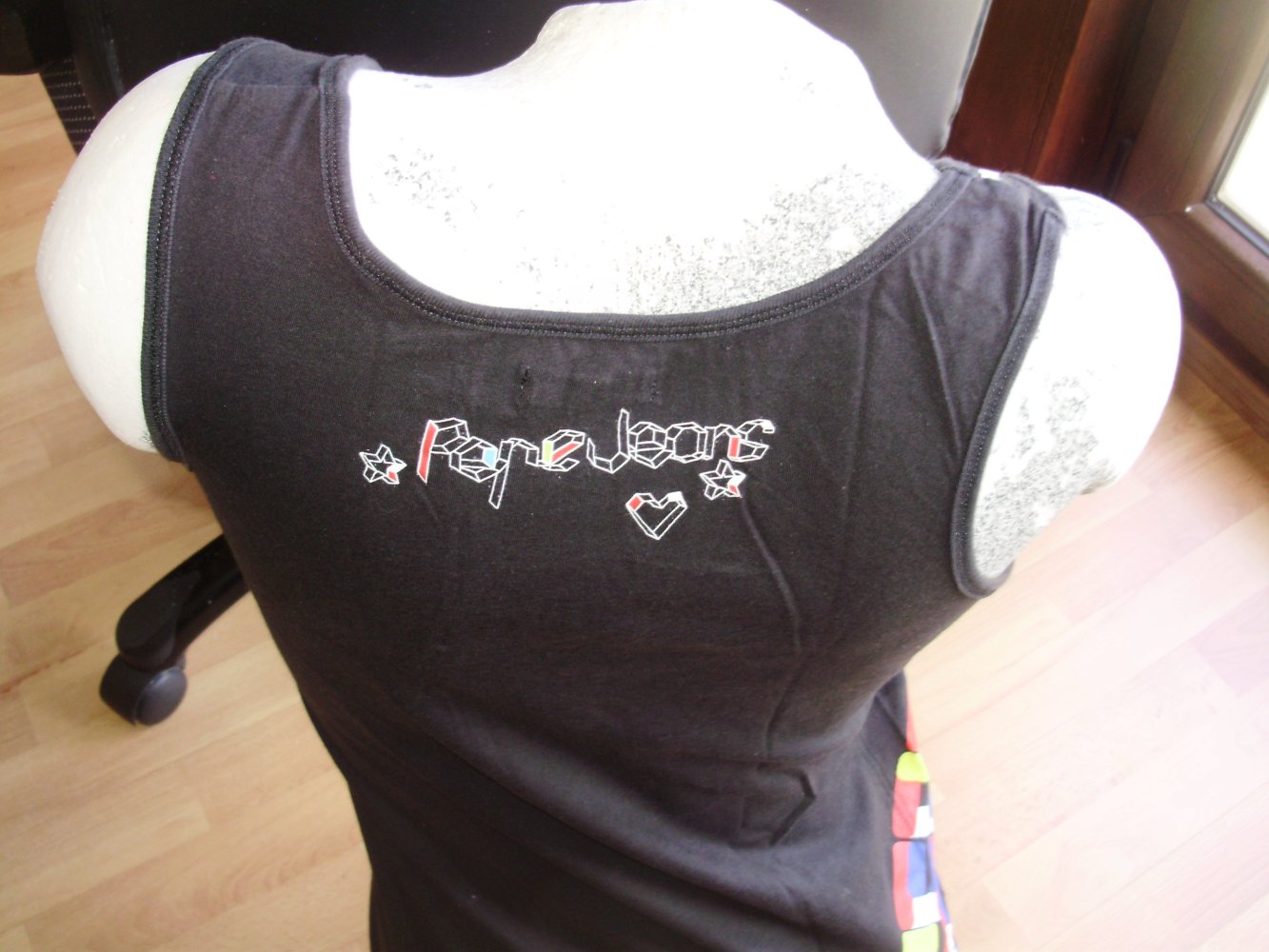 Pepe Jeans Shirt ärmellos schwarz bunte Grafik M