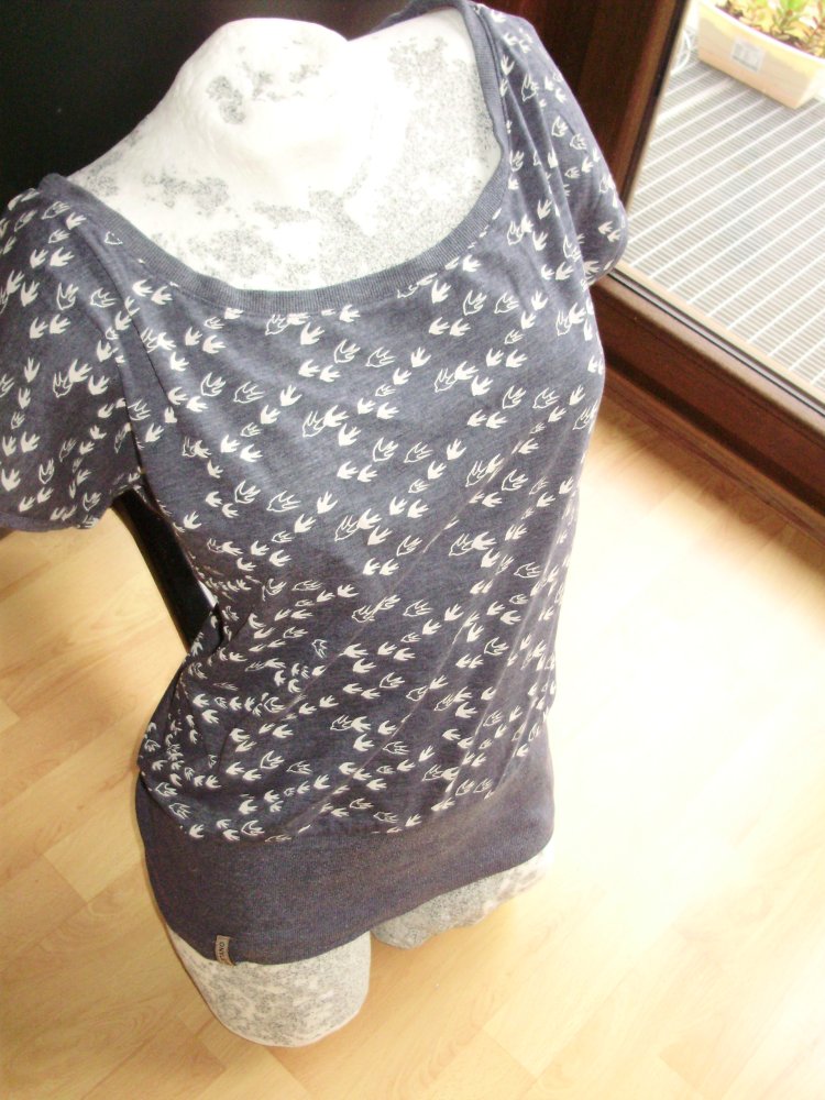 Naketano Shirt blau Schwalben breites Bündchen L