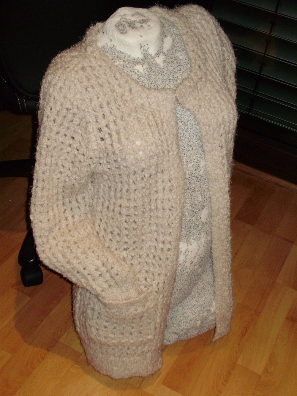 Vögele Strickmantel beige kuschelig schwere warme Qualität Gr S