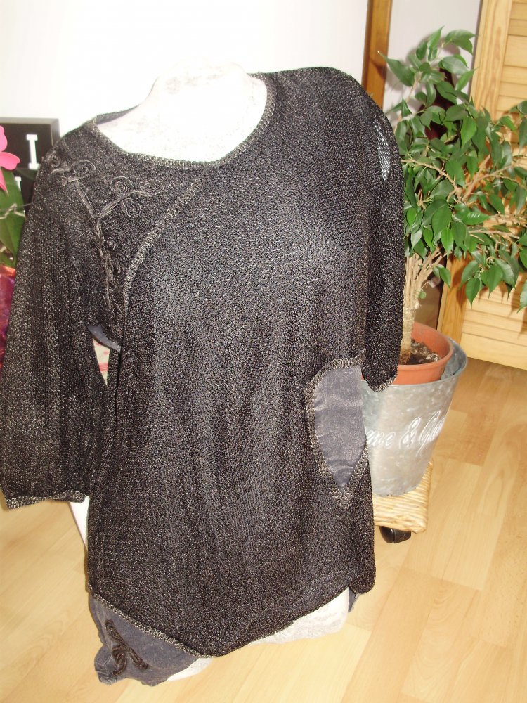 DiaDia Oberteil ausgefallen Applikationen Stickerei Gr L