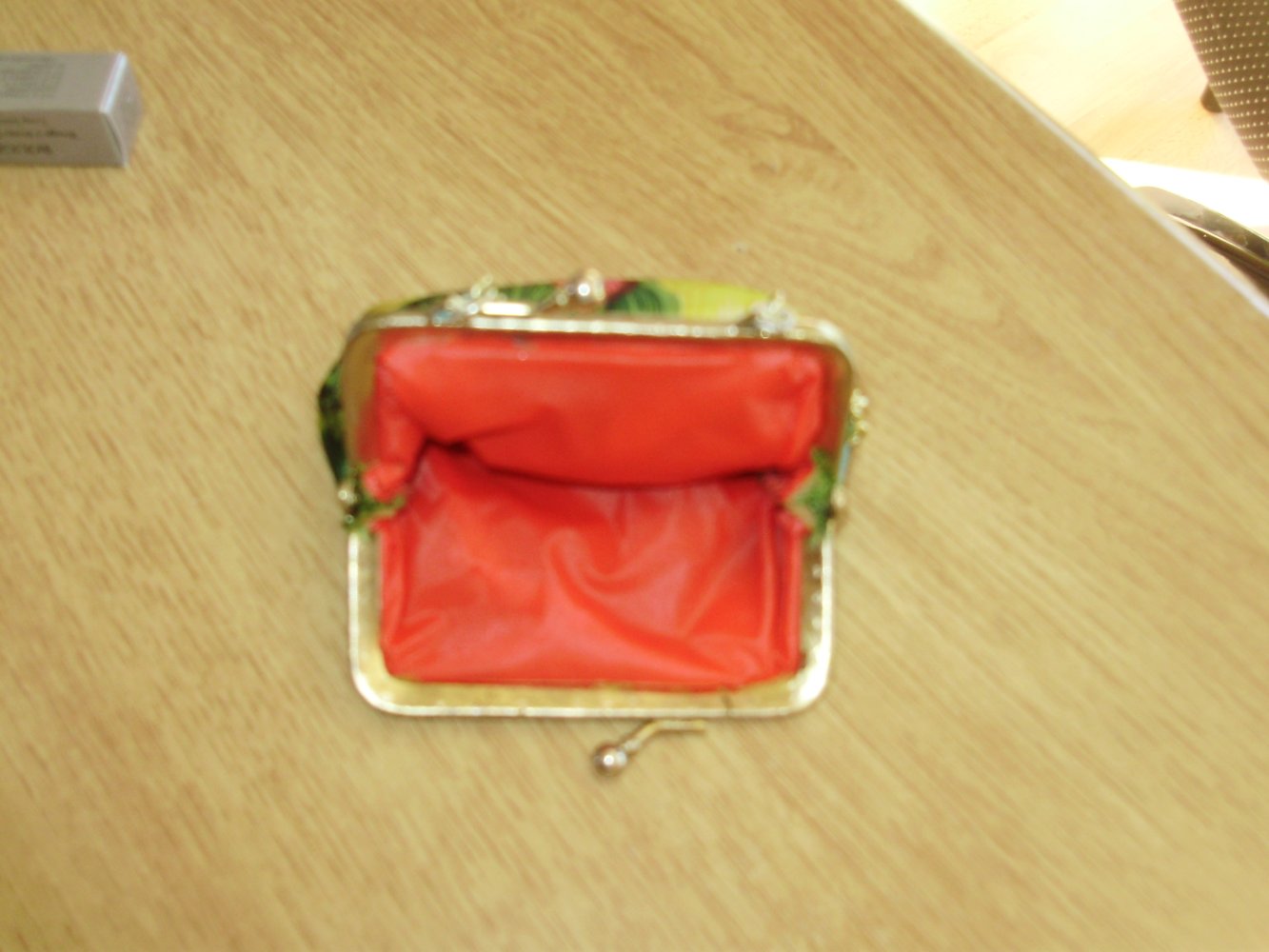 Vintage Geldbörse bunt goldene Kette