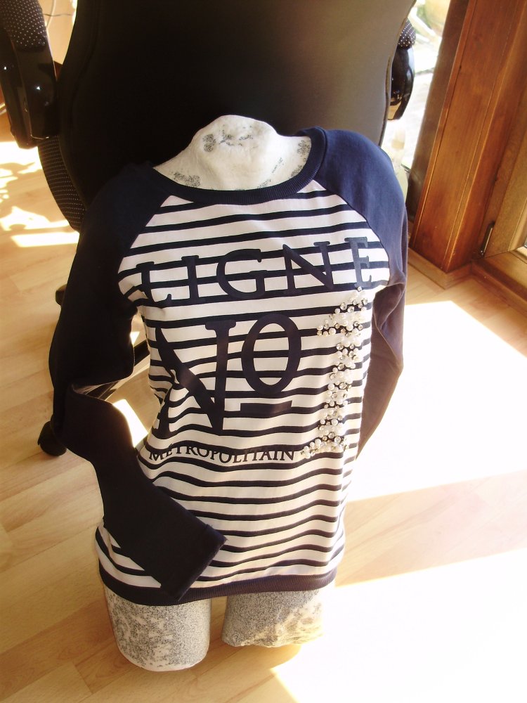 Bien bleu Sweat Marine Perlenstickerei L