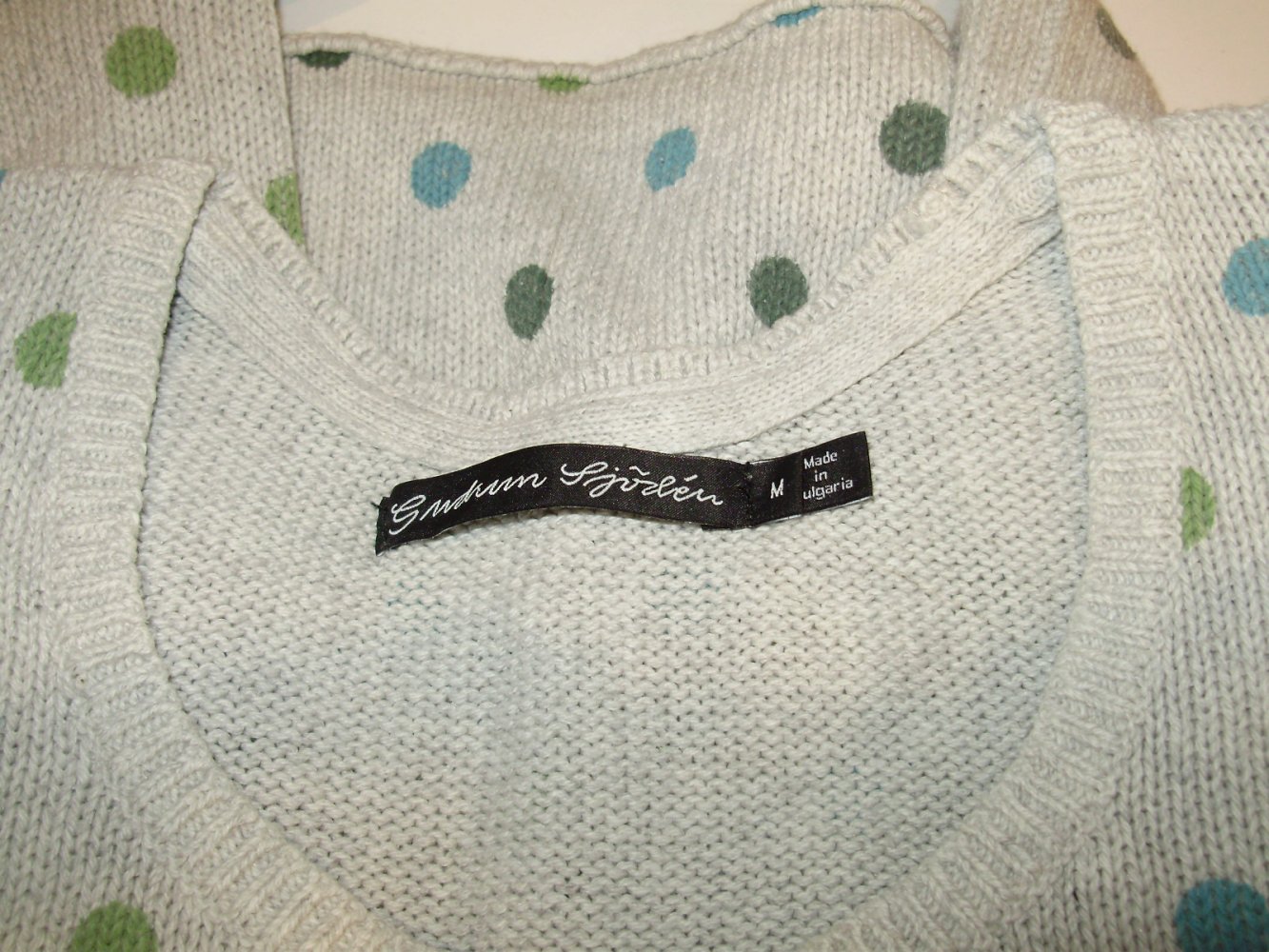 Gudrun Sjöden Strick Kleid grau hell Punkte M