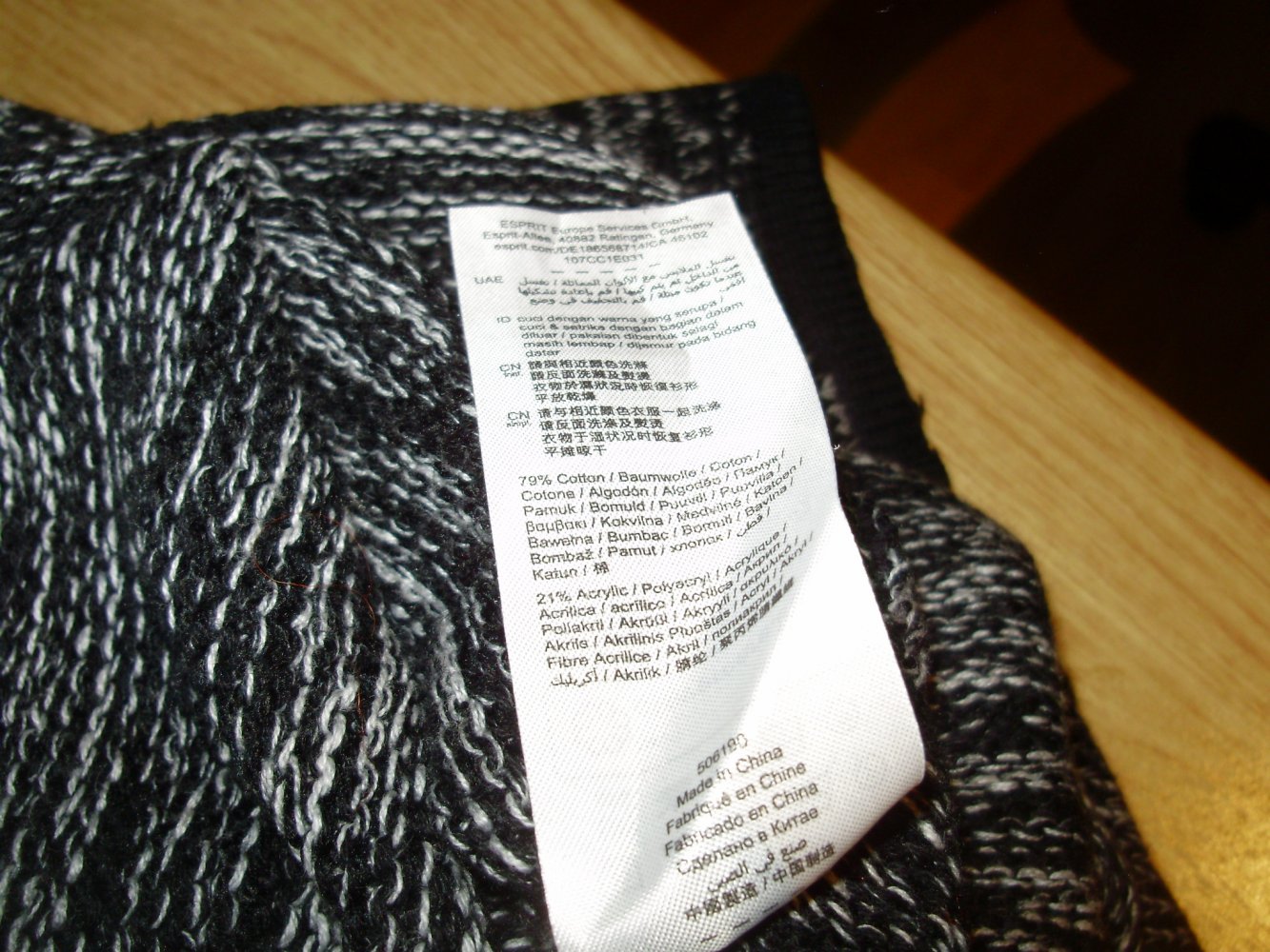 Esprit Strick Kleid schwarz weiß meliert warm S