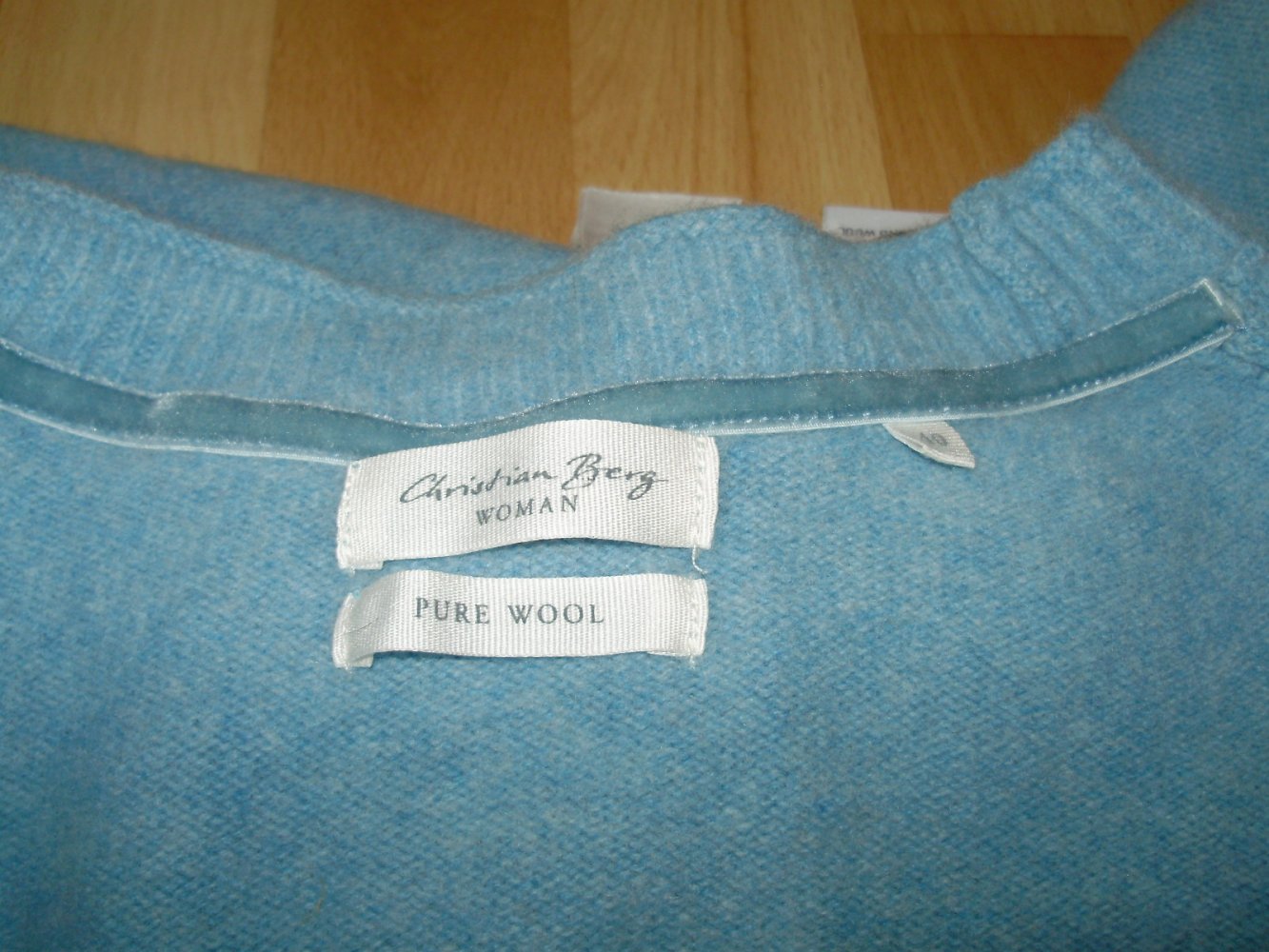 Christian Berg 100% Wolle Pullover hellblau Gr 40