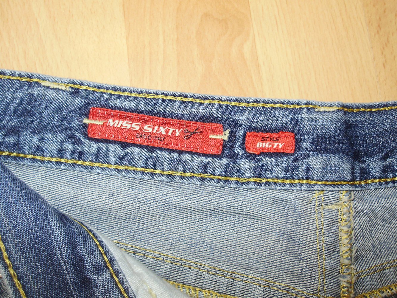 Sixty reißverschluss miss hinten jeans ᐅ Miss