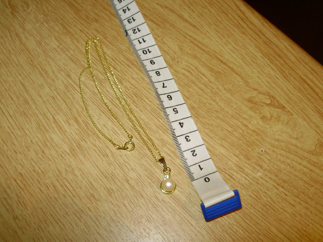 Brosche golden Schleife wie neu