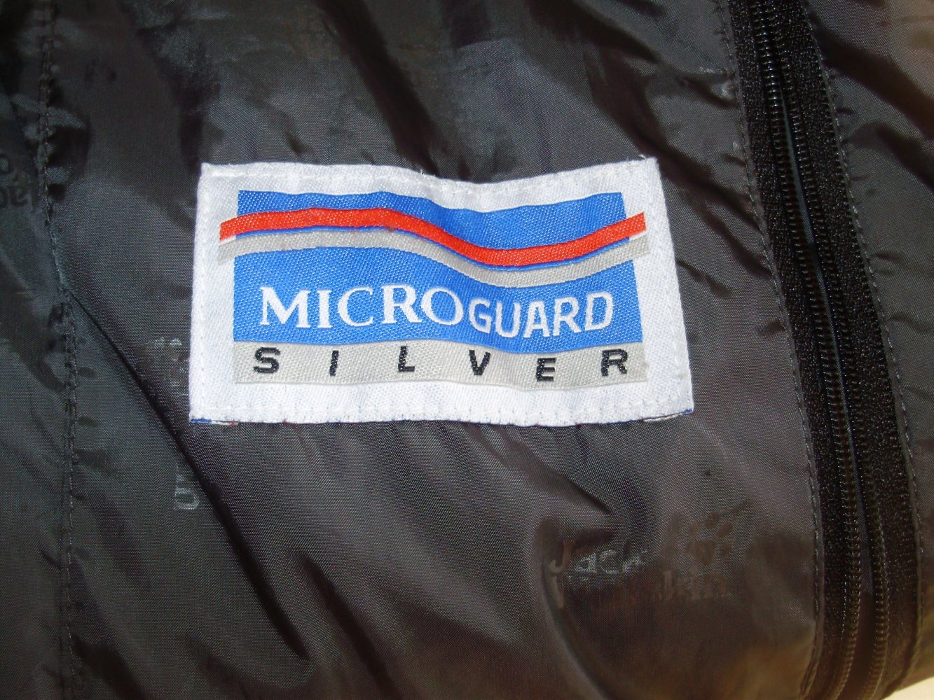 Jack Wolfskin Weste Stepp Kapuze schwarz Microguard M