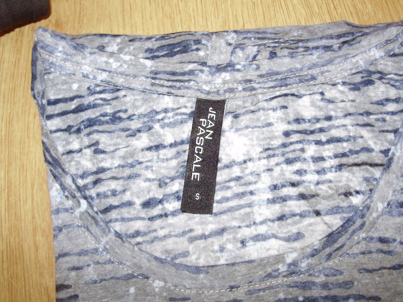 Shirt blau Camouflage Stern Glitzer S NEU