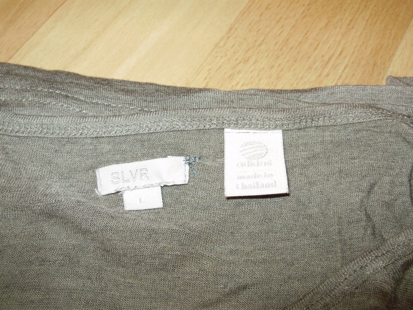 adidas Shirt Langarm sehr weich ausgefallene Taschen Gr L