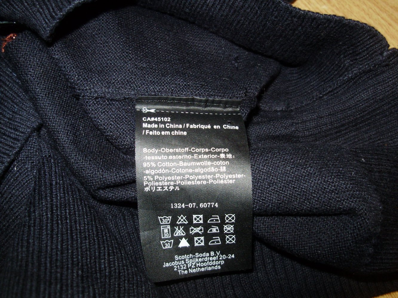 Maison Scotch Cardigan dblau bronzefarbene Glitzersterne BW Gr 1 =S