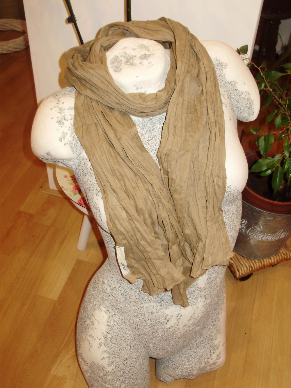 Hüftgold Schal weich angenehm Crinkle braun NEU