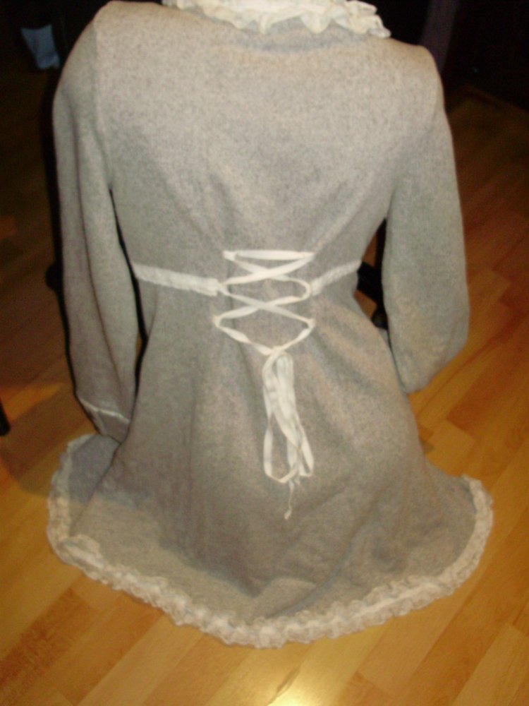 Cream Jacke grau beige Spitze romantisch Gr M