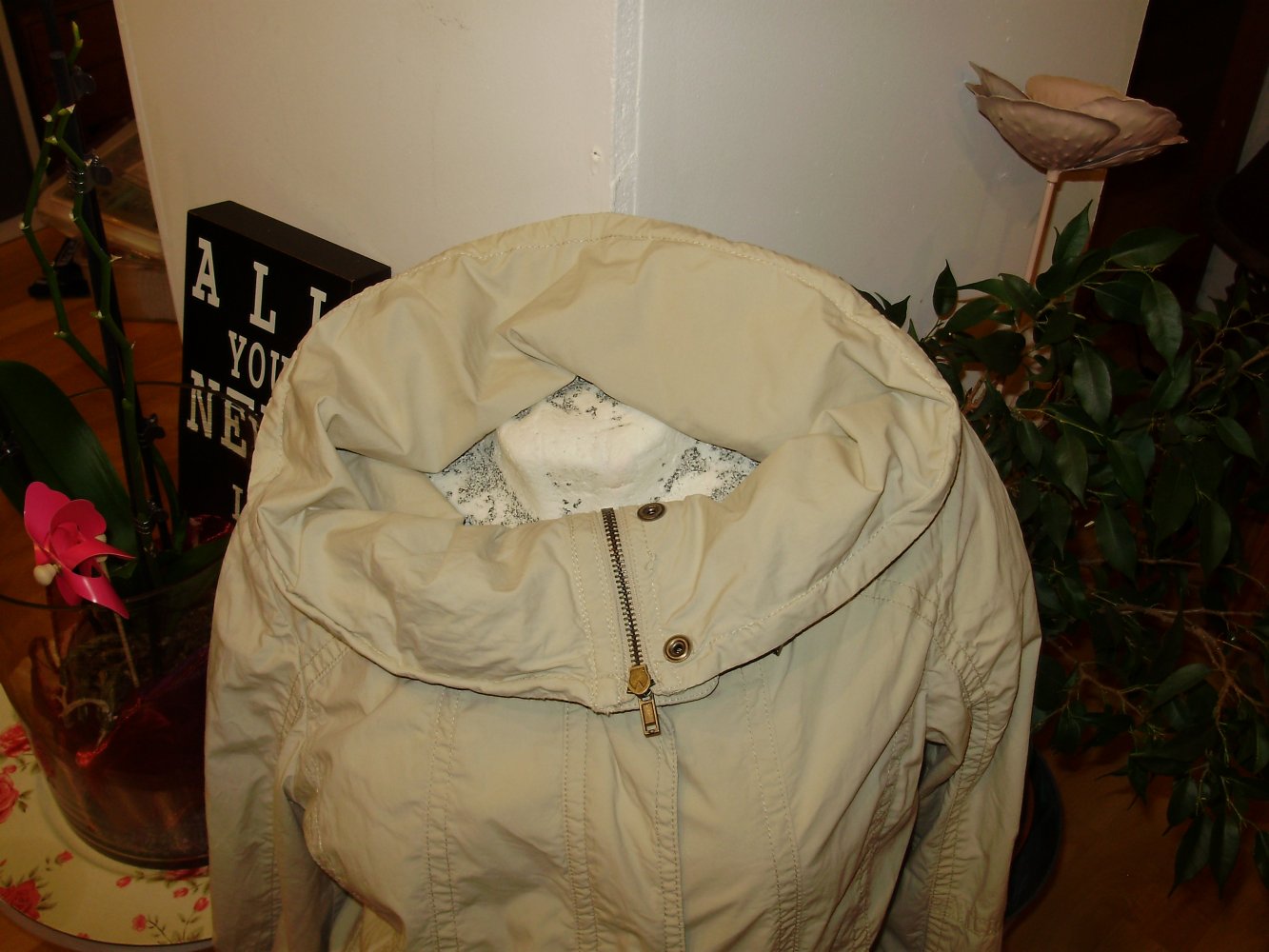 Fuchs Schmitt Jacke Trench Kapuze beige aufwändig verarbeitet Gr 40