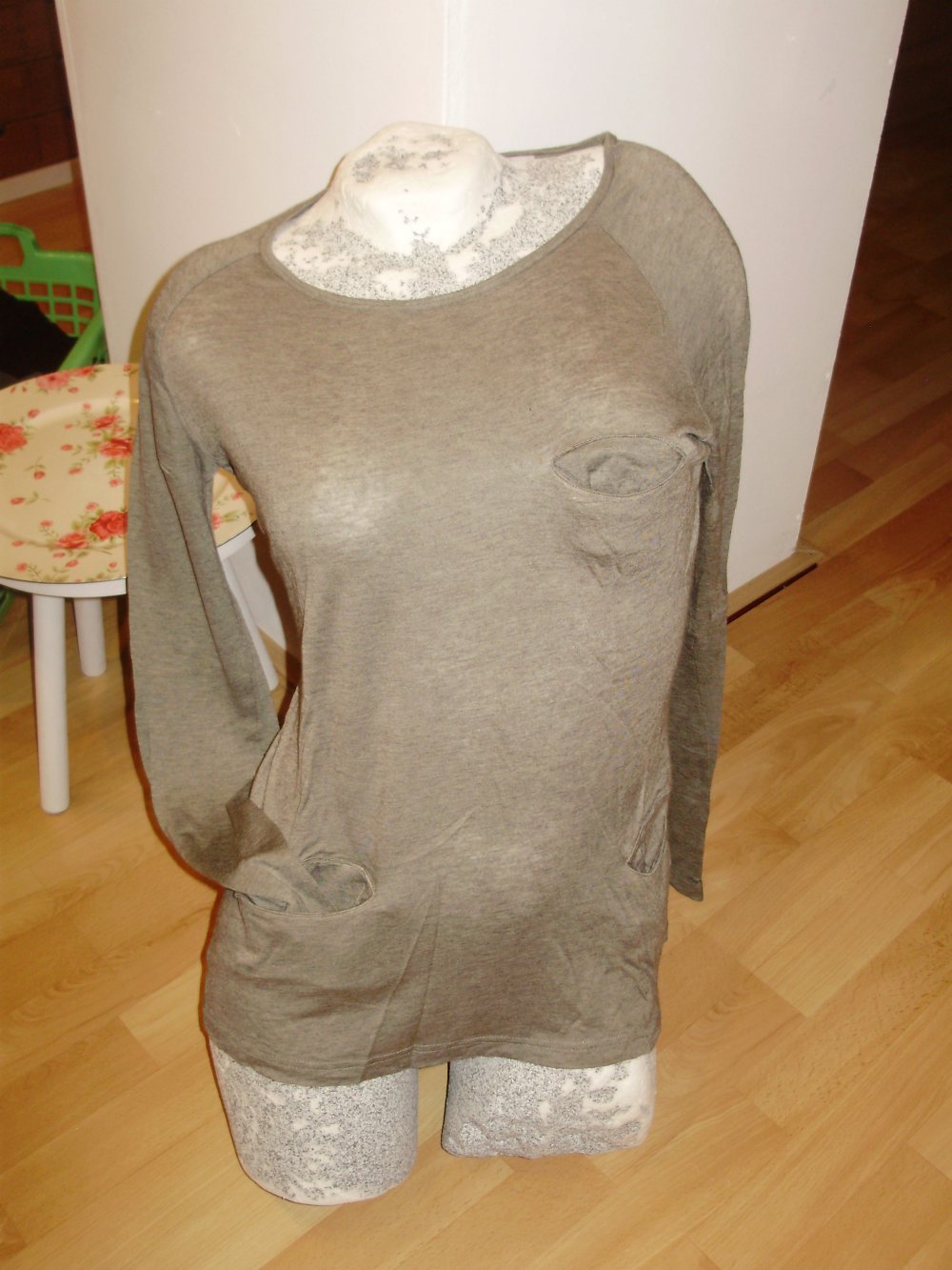 adidas Shirt Langarm sehr weich ausgefallene Taschen Gr L