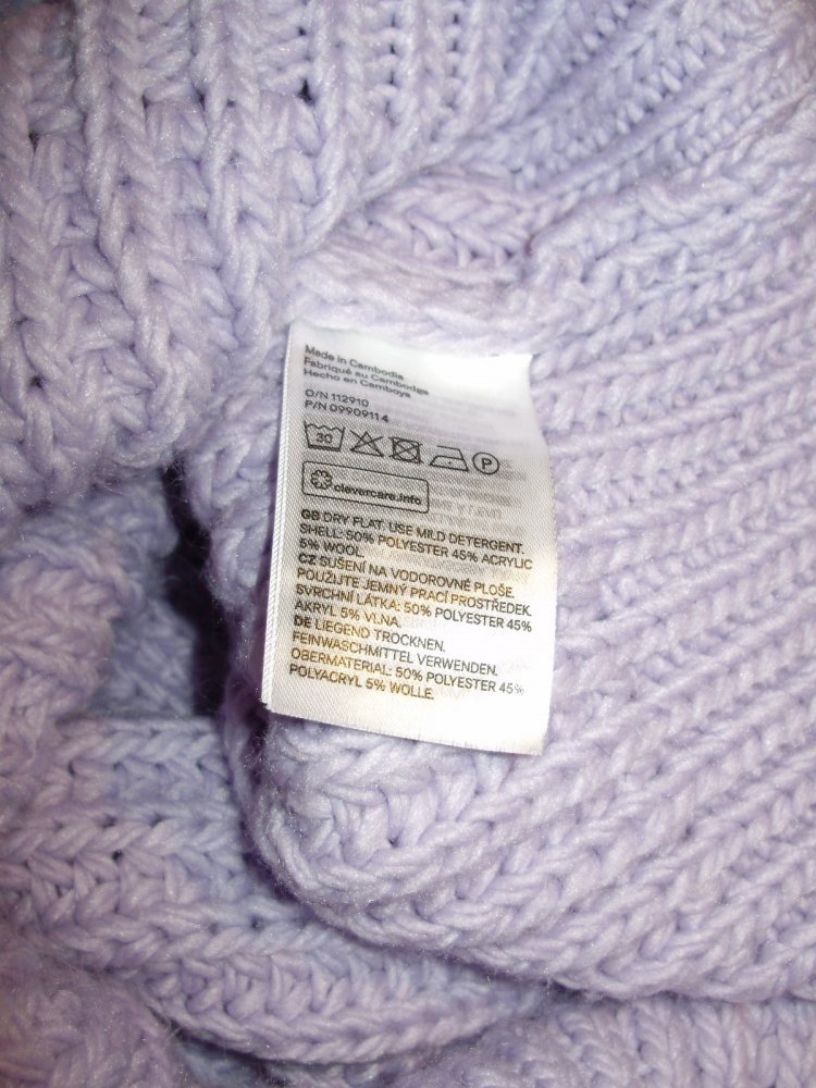 H&M Pullover flieder warm Stehkragen S wie neu!