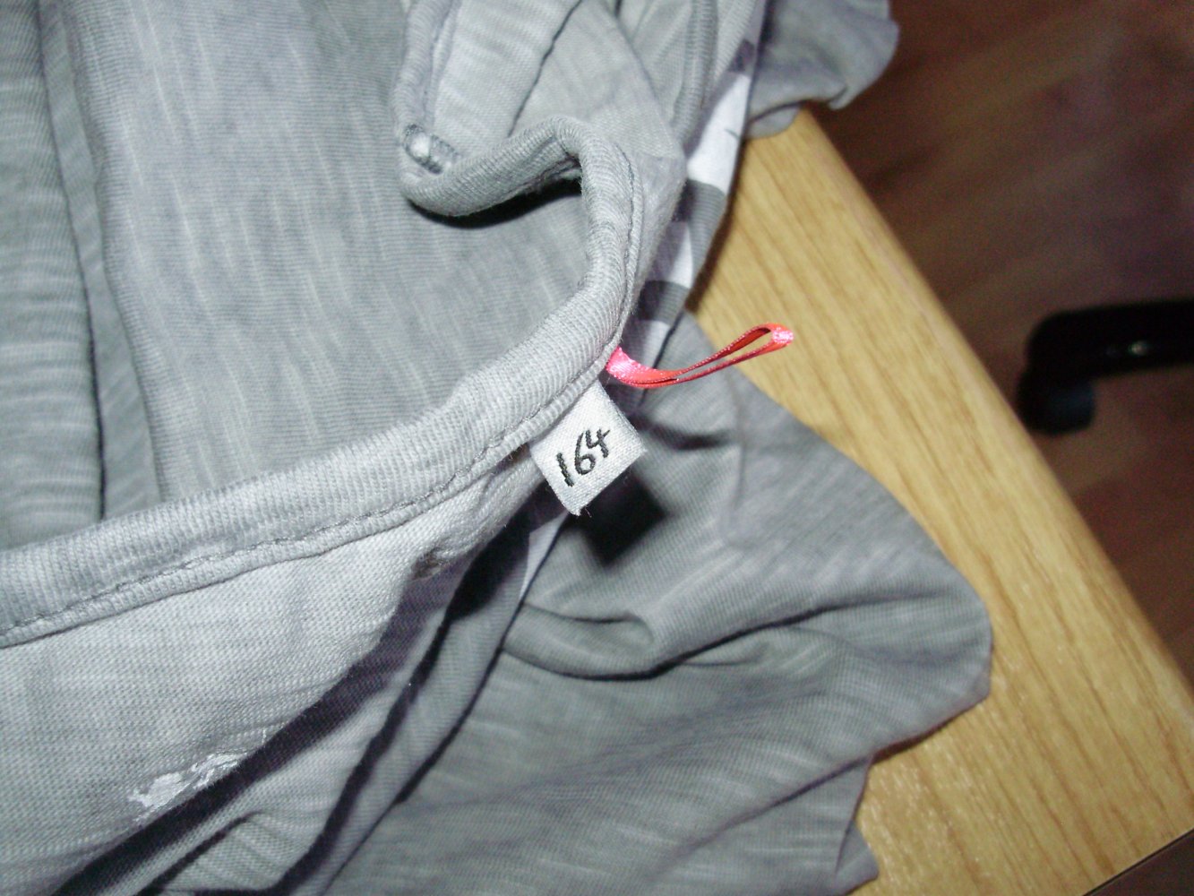 George, Gina & Lucy Kleid grau 