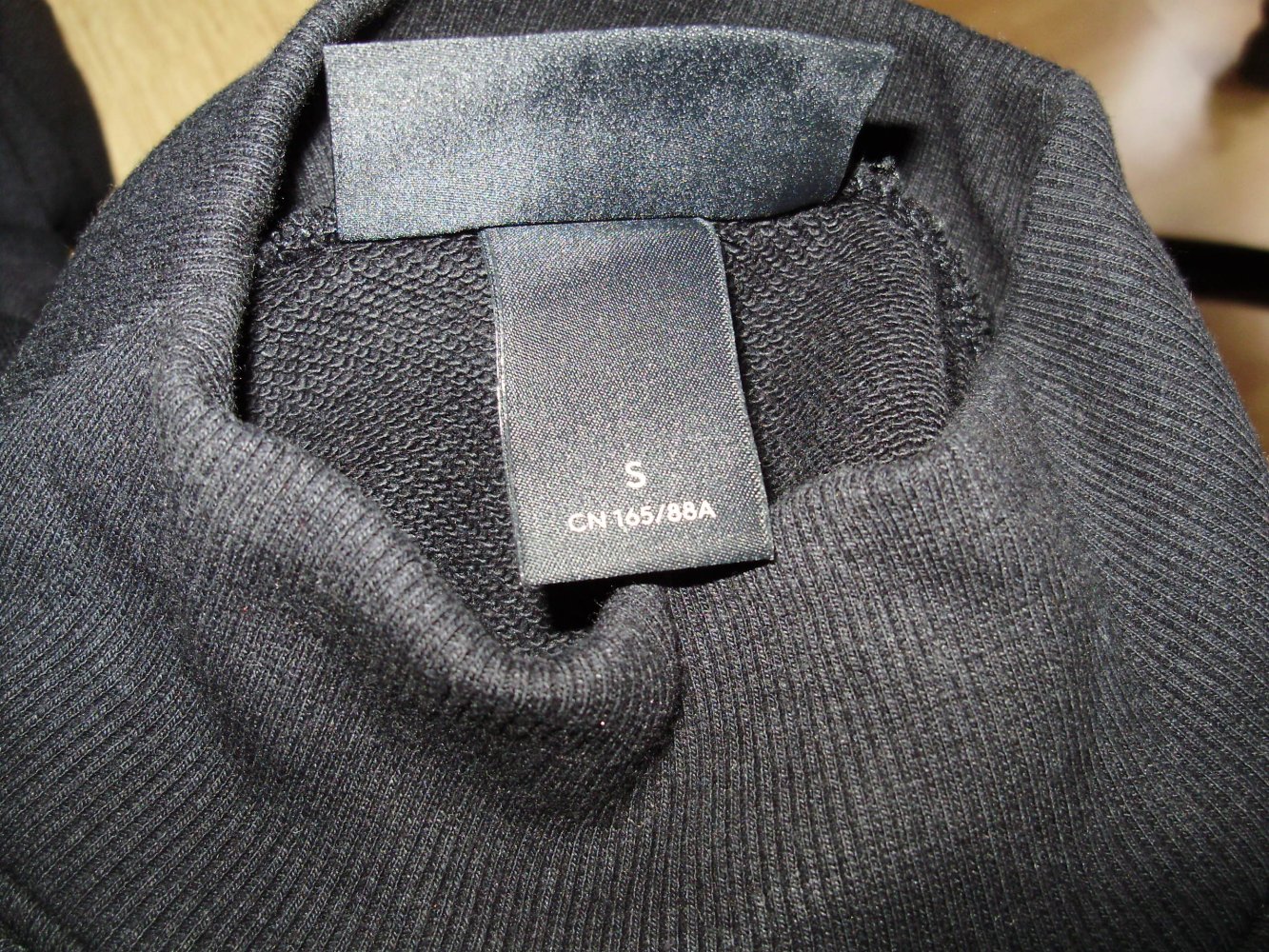 Monki Kleid schwarz weit ausgefallen Sweatstyle S M