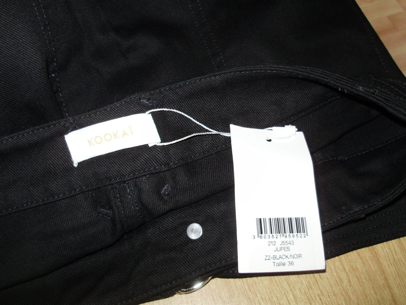 Kookai Rock schwarz mit Gürtel 36 Neu mit Etikett