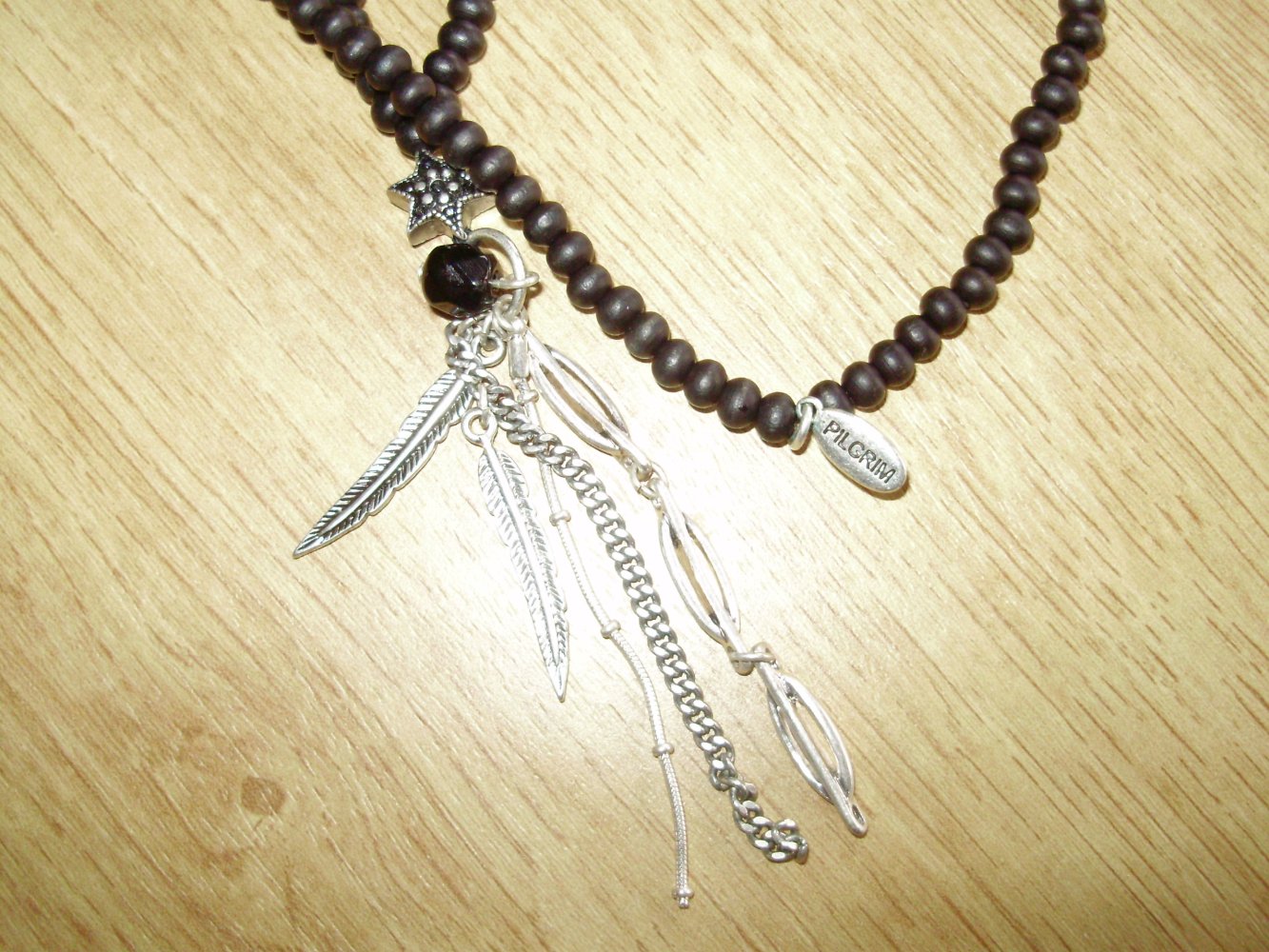 Pilgrim Kette lang Perlen versch. Anhänger Feder