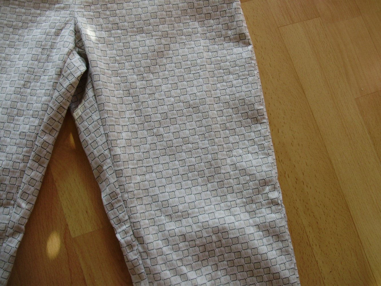 Gaudi Hose beige Muster 42 = S