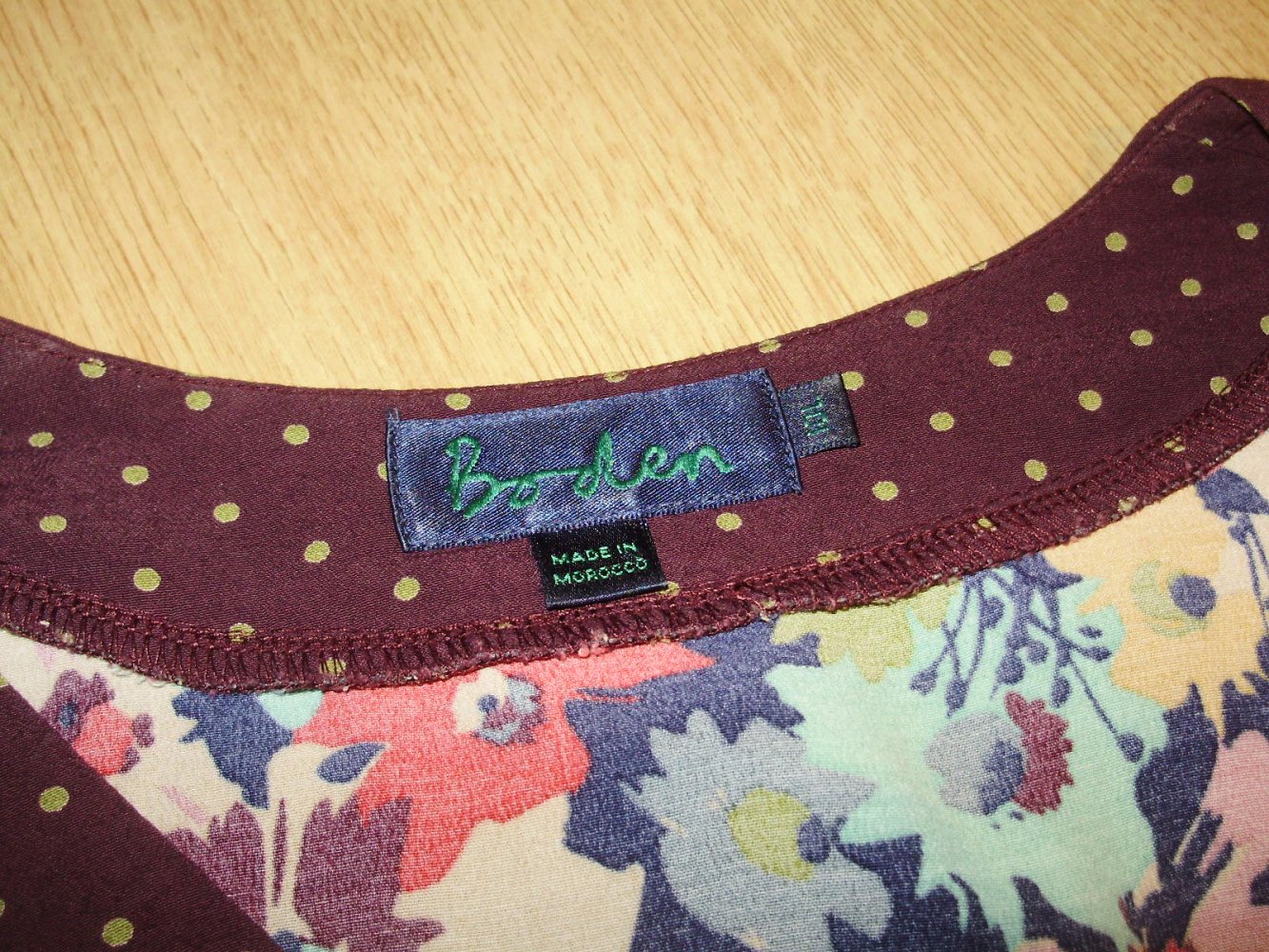 Boden Kleid bunt Blumen V-Ausschnitt mit Blende 10L = M/S