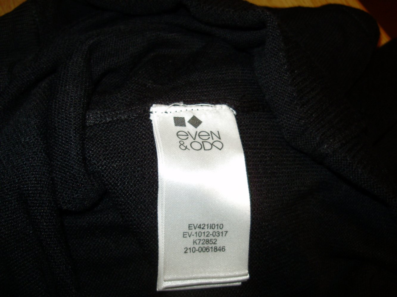 Even & Odd Feinstrick Cardigan schwarz Nieten S