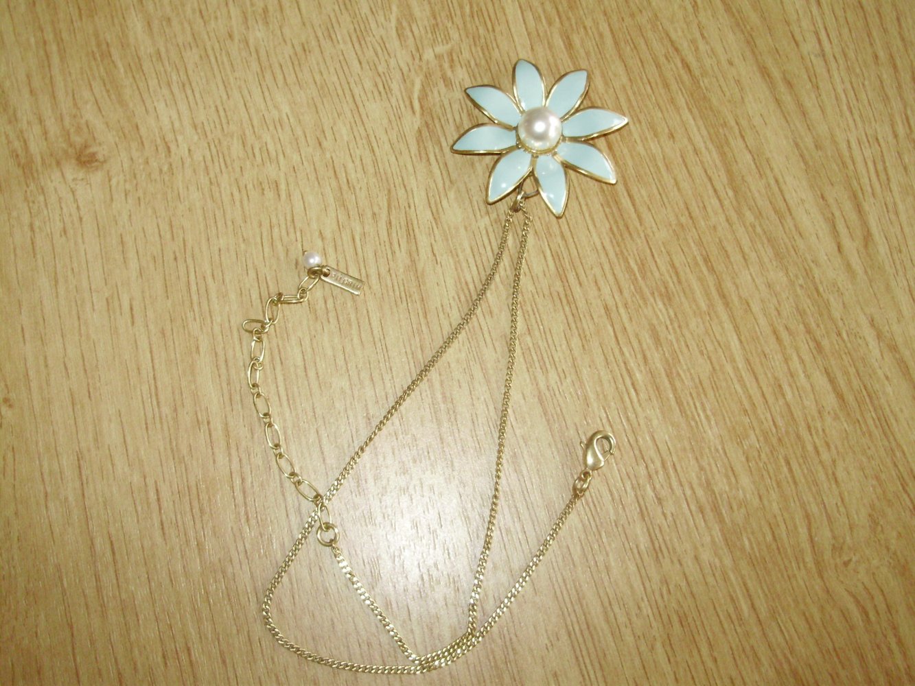 Pilgrim Kette Blume hellblau Perle gold