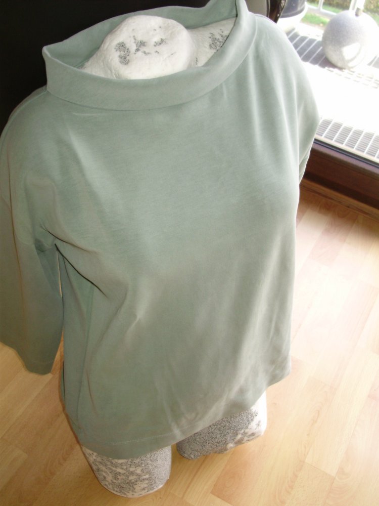 Someday Sweat seidig weich salbei weit 7/8 Arme Rolli weit 36