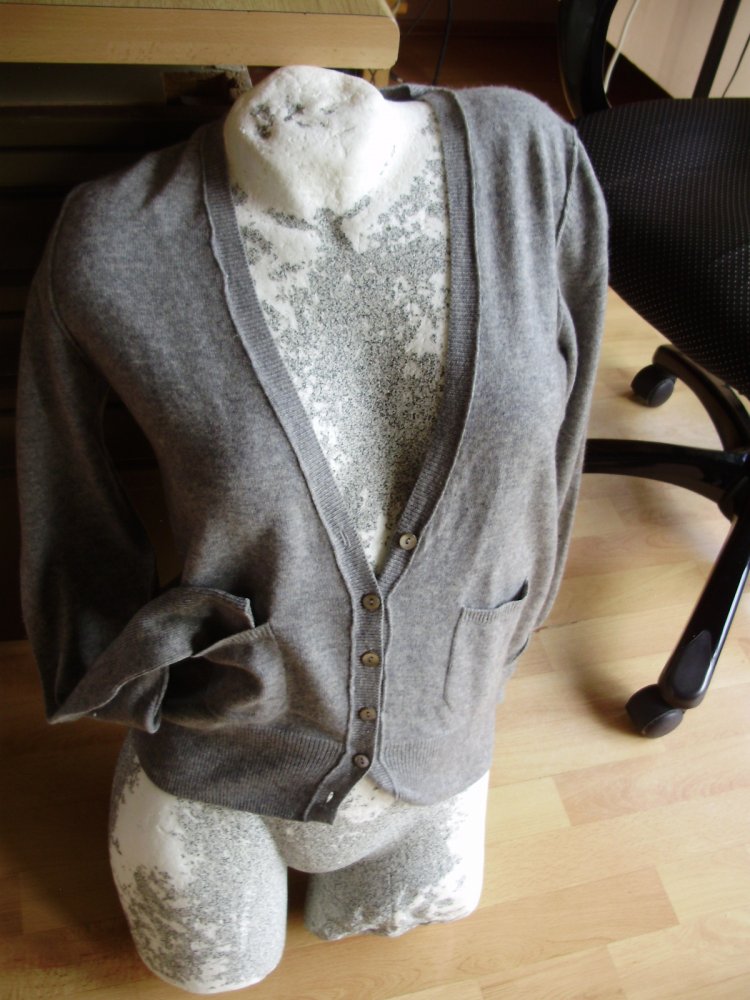 Herzensangelegenheit Cardigan grau 100% Kaschmir 36