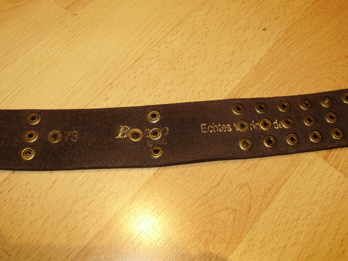 Echt Leder Gürtel braun Nieten ausgefallen 73 cm