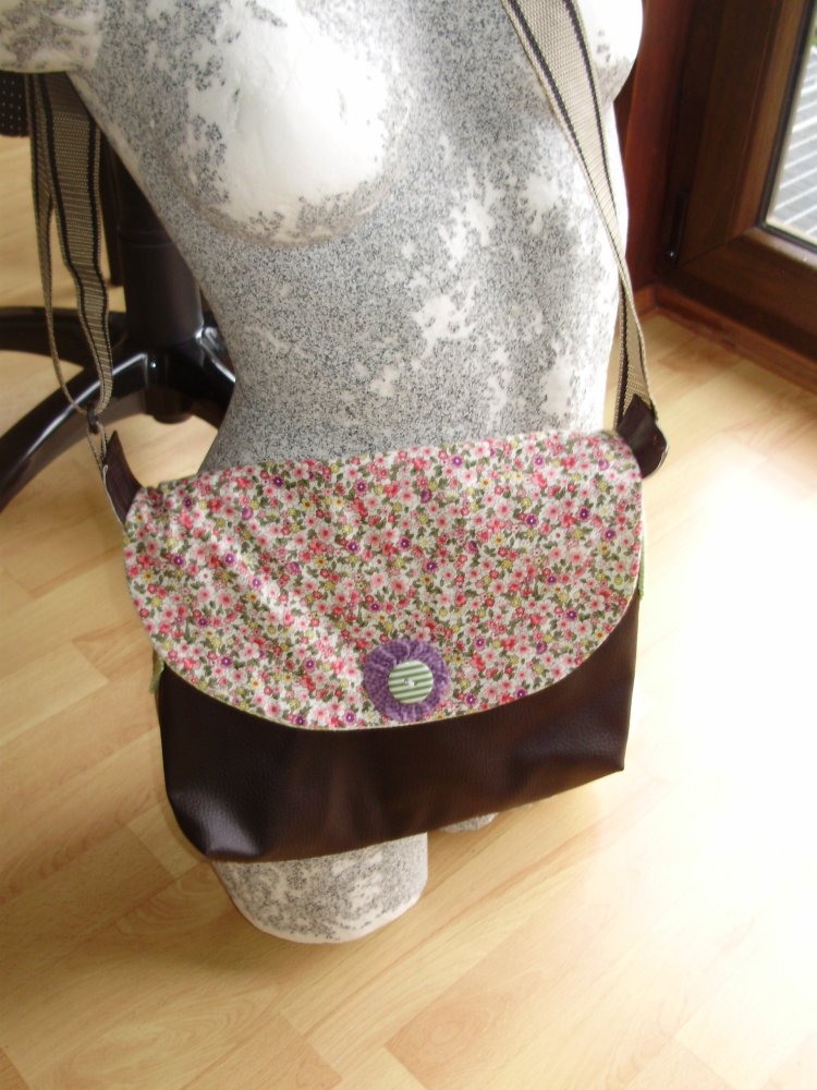 Schultertasche romantisch Lederimitat/ Stoff NEU