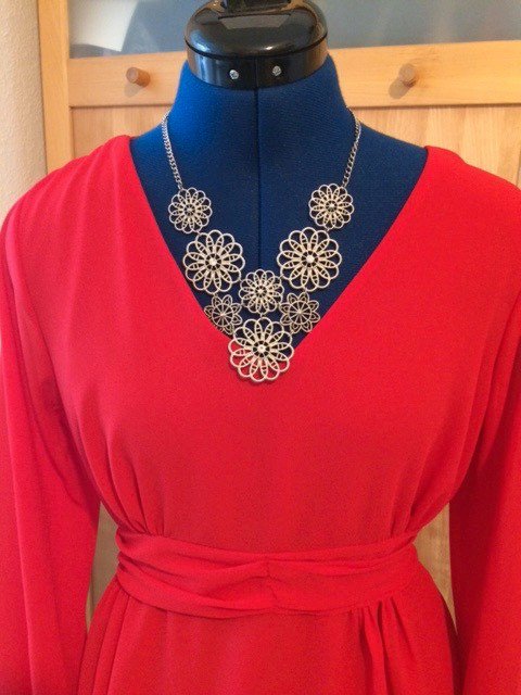 Rote Bluse mit Schleife zum Binden, Gr. S