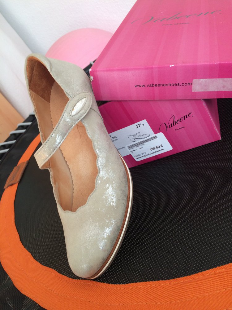 Schimmernde Lederpumps von Vabeene, Gr. 37,5