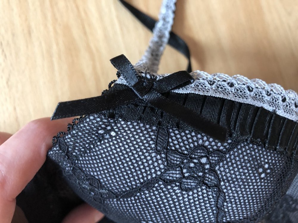 BH der Marke Laura Scott