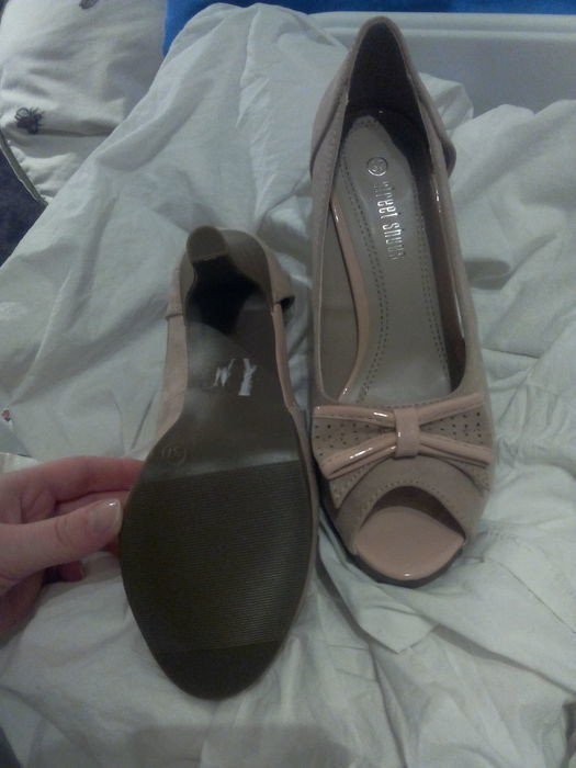 Cut out Highheels Pumps peeptoes alt Rosa Lack NEU