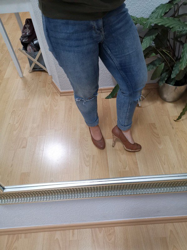 Braune pumps mit Kork