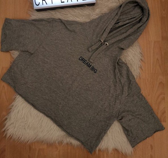 Cropped hoodie