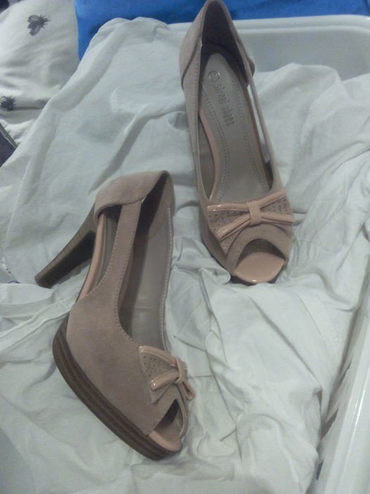 Cut out Highheels Pumps peeptoes alt Rosa Lack NEU