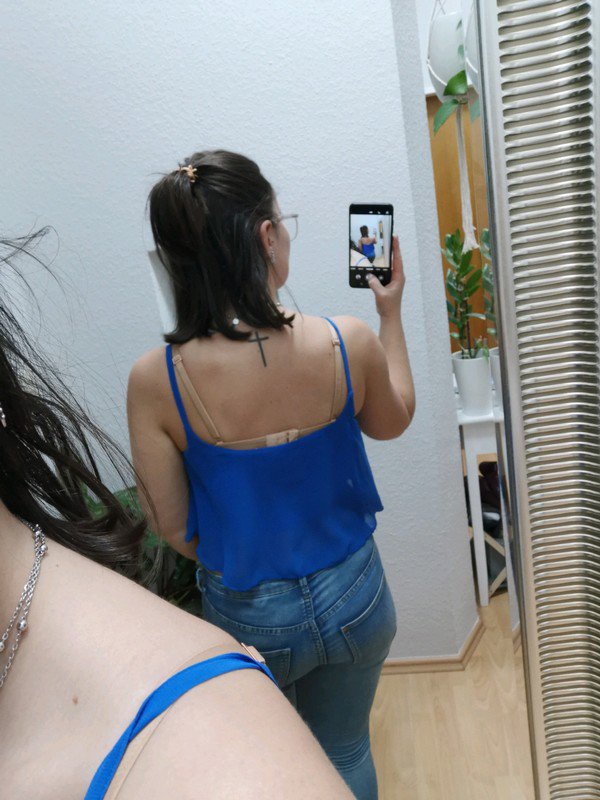 Cropped top Bauchfrei Volant royal blau NEU