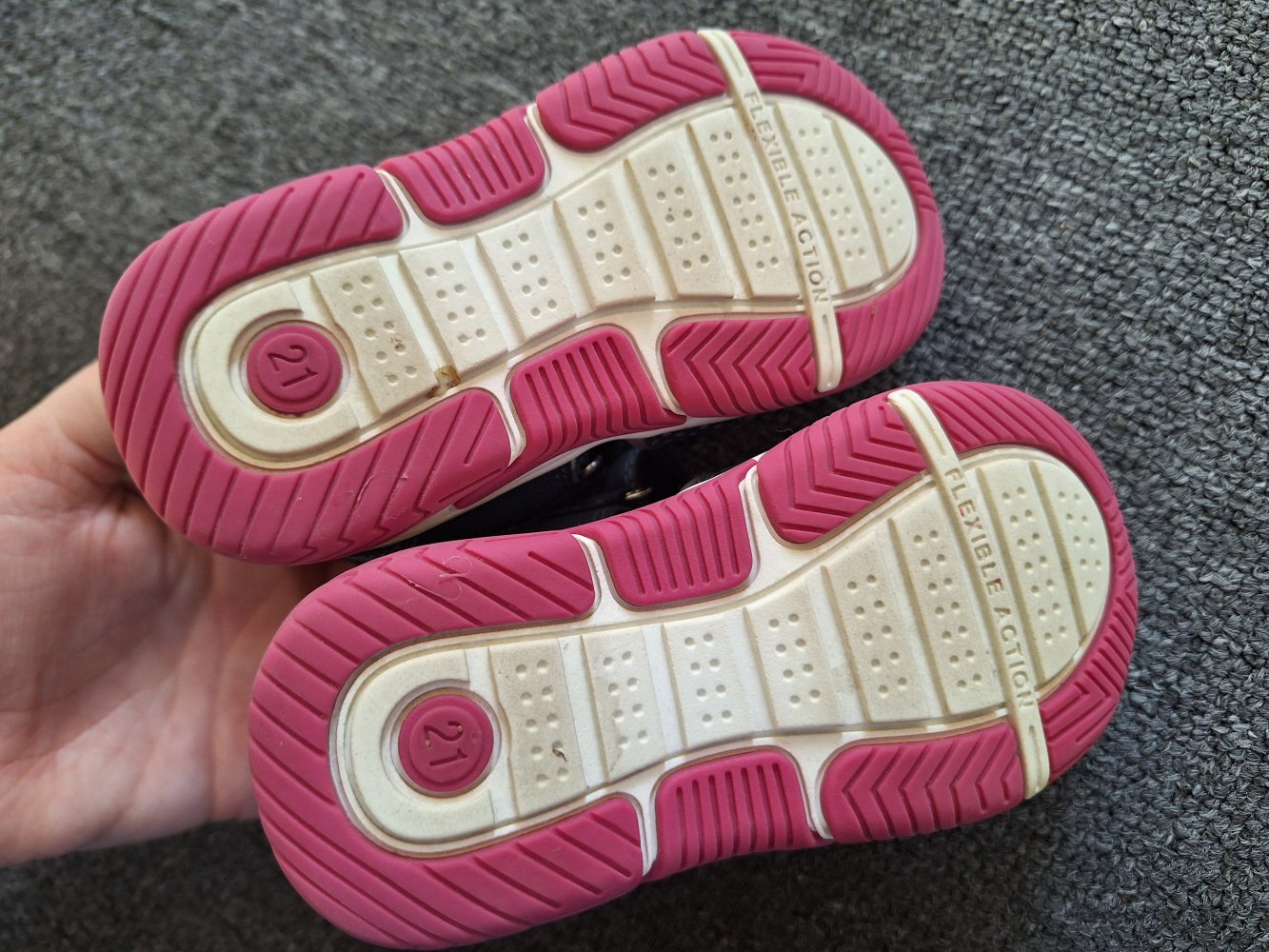 Blümchensandalen Gr. 21