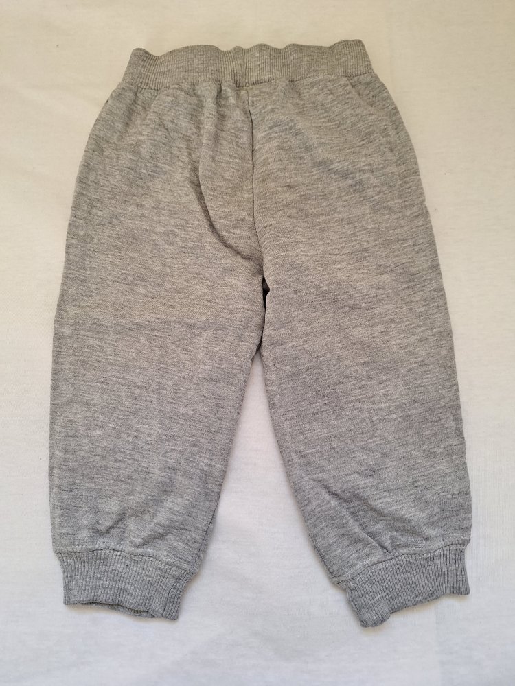 graue Jogginghose Gr. 80
