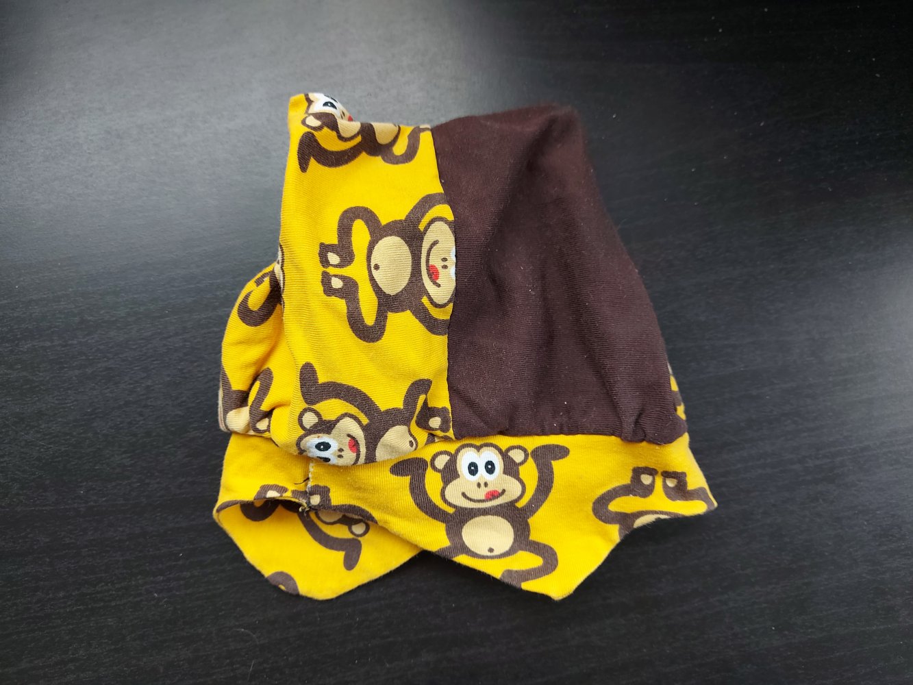 Süßes Affenmützchen für Babys 