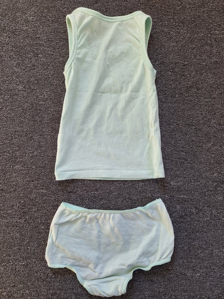 Set: türkises Unterhemd/Tanktop mit Pferden, Gr. 92